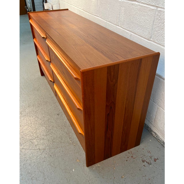 Wood Vintage Danish Six-Drawer Teak Dresser W/ Sculpted Handles For Sale - Image 7 of 11