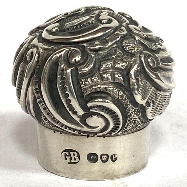 Late 19th Century English George Brace Sterling Silver and Cut Crystal Scent Flask With Case For Sale - Image 5 of 12