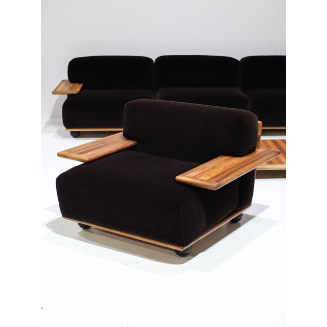 Cassina Pianura Modular Seating Group in Brown Mohair by Mario Bellini for Cassina, Italy, 1970s, Set of 7 For Sale - Image 4 of 18