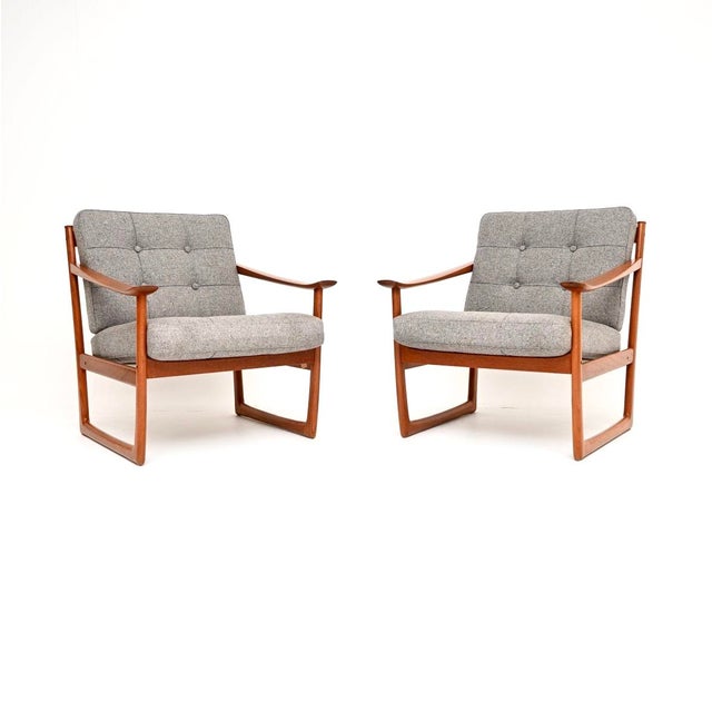 Peter Hvidt Danish Teak Armchairs by Peter Hvidt and Orla Mølgaard-Nielsen for France & Søn, 1960s, Set of 2 For Sale - Image 4 of 9
