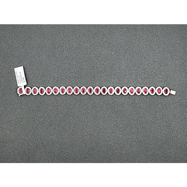 12.02 Ct Natural Ruby & Diamond Bracelet For Sale - Image 9 of 10