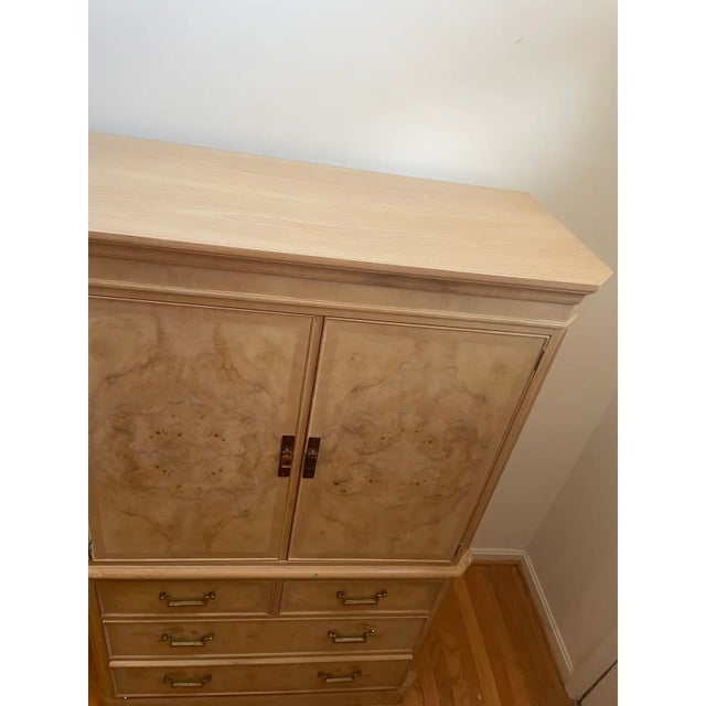 1980s Drexel Heritage Corinthian Olive Ash Burl 2-Piece Bedroom Set For Sale - Image 10 of 12