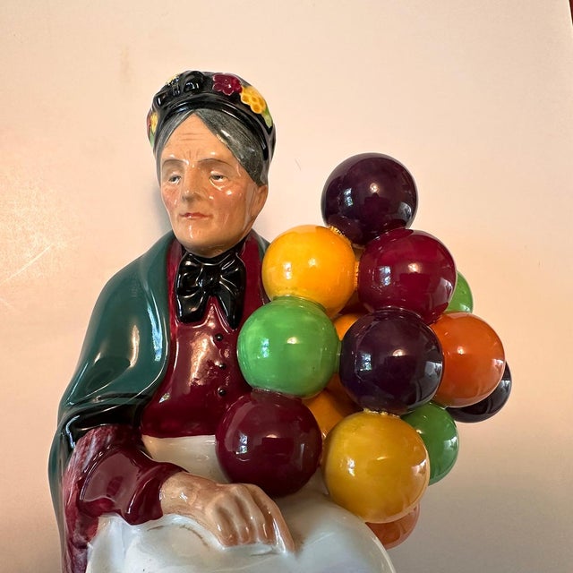 Vintage Royal Doulton “The Old Balloon Seller” & “The Balloon Man” Figurines For Sale - Image 14 of 17