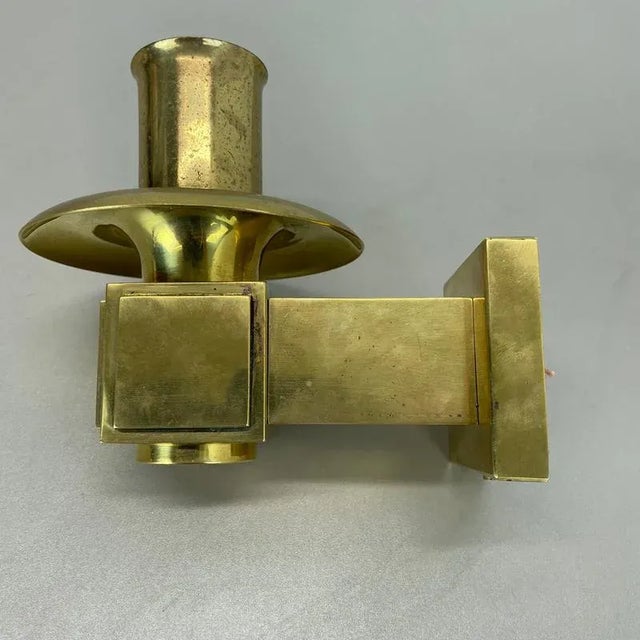Minimalist Brass Theatre Wall Light Sconce in the style of Gio Ponti and Stilnovo, Italy, 1950s For Sale - Image 12 of 18