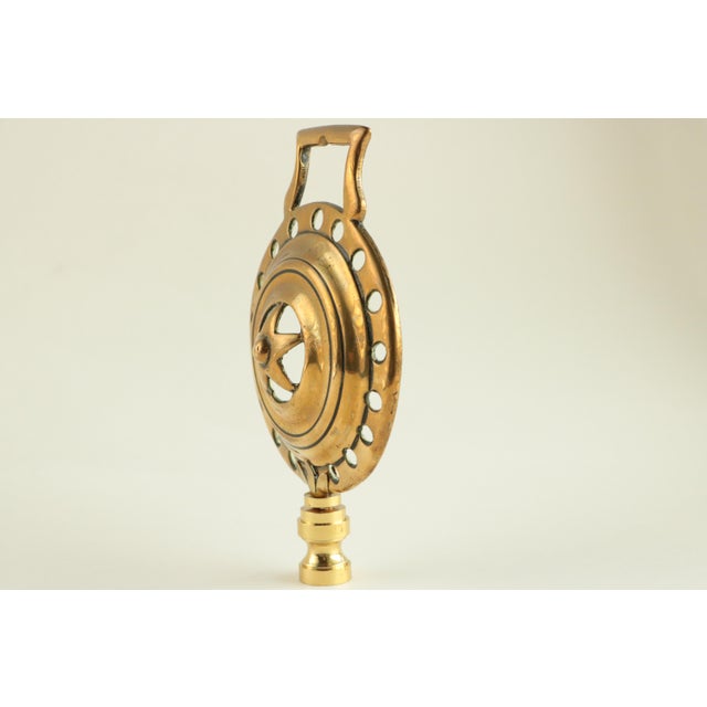 Upgrade your existing lighting or add a distinctive finishing touch to any table lamp with this designer lamp finial....