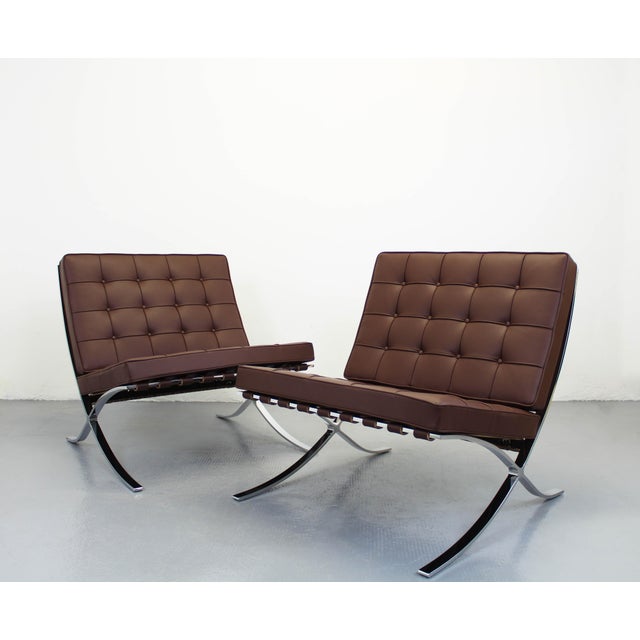 Barcelona Chair in Brown Leather by Ludwig Mies Van Der Rohe for Knoll International For Sale - Image 14 of 14