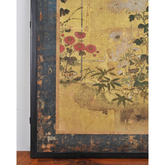 Japanese Edo Two-Panel Gilt Screen Birds Chrysanthemums 6 Ft For Sale - Image 11 of 18
