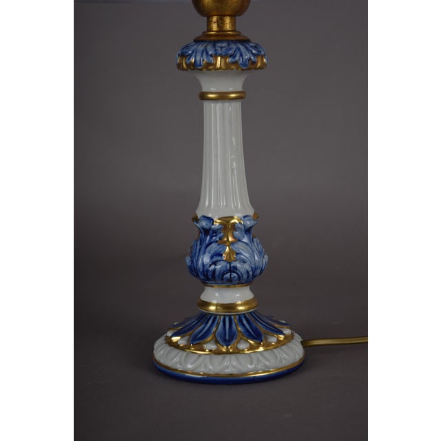 Ceramic Blue and White Ceramic Table Lamp with Gilded Details and Pleated Shade, 1970s For Sale - Image 7 of 10