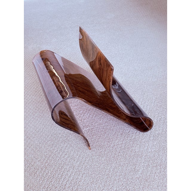 Sienna Very Rare Vintage 1970's Mid Century Modern Free Form Magazine Rack in Faux Tortoiseshell Lucite / Plexiglass For Sale - Image 8 of 18