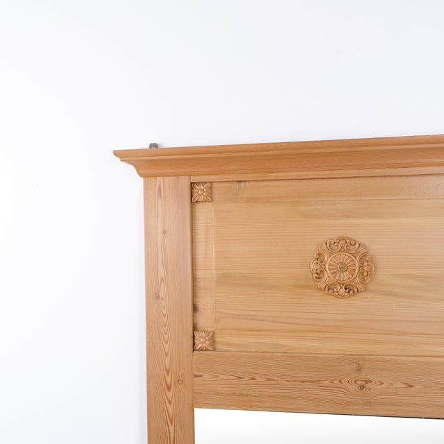 Rectangular Mirror in Pine with Carved Details, 1940s For Sale - Image 4 of 8