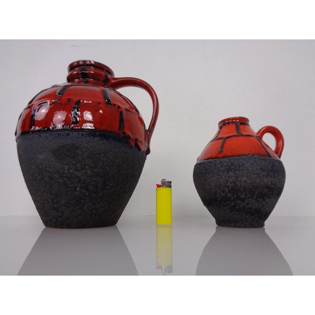 Red & Black Lava Ceramic Vases by Heinz Siery for Carstens, 1960s, Set of 2 For Sale - Image 6 of 17
