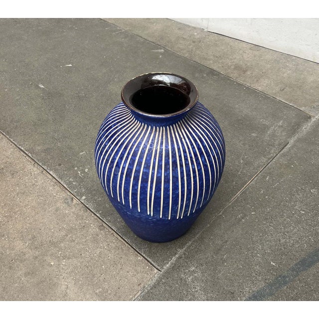 Large Mid-Century German Studio Pottery Floor Vase, 1960s For Sale - Image 4 of 18