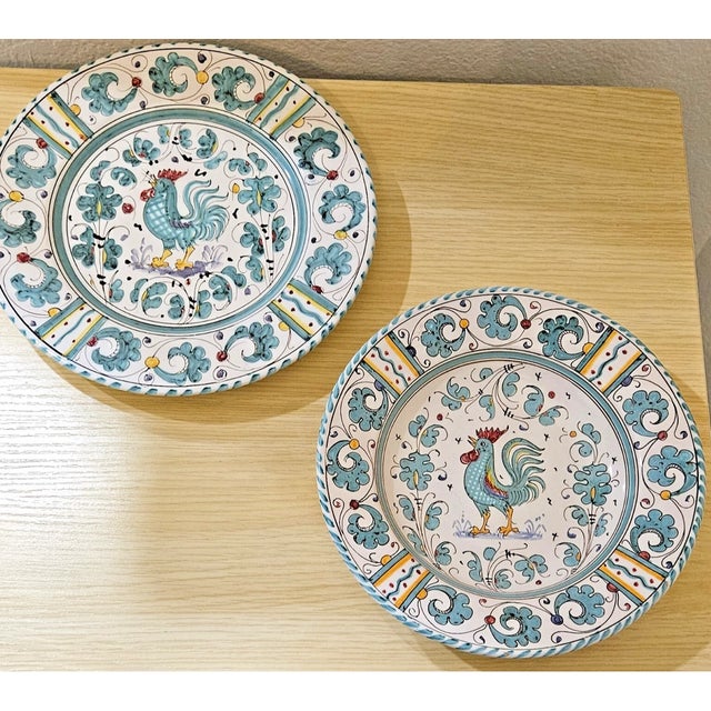 Vintage Peasant Valley Italian Pottery Green Rooster Plate 10" / 9" Bowl For Sale - Image 4 of 4