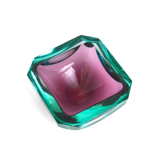 Alessandro Mandruzzato Vintage Murano Faceted Paddled Glass Bowl Emerald Green and Purple, 1960's For Sale - Image 4 of 11