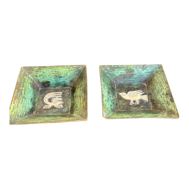 Set of Two Copper Trays by Graziella Laffi, Animal Design, Peru, 1960s For Sale