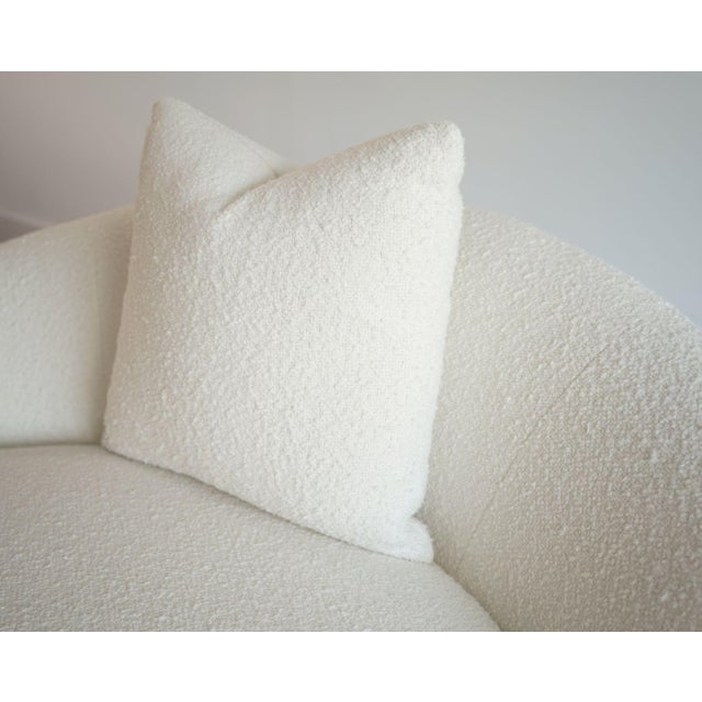 Mid 20th Century Milo Baughman Satellite Chaise Lounge in Boucle and Walnut, C. 1970s For Sale - Image 5 of 9