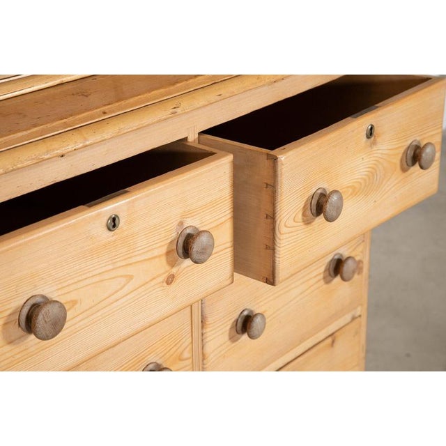 English Pine Linen Cupboard, 19th Century For Sale - Image 9 of 18