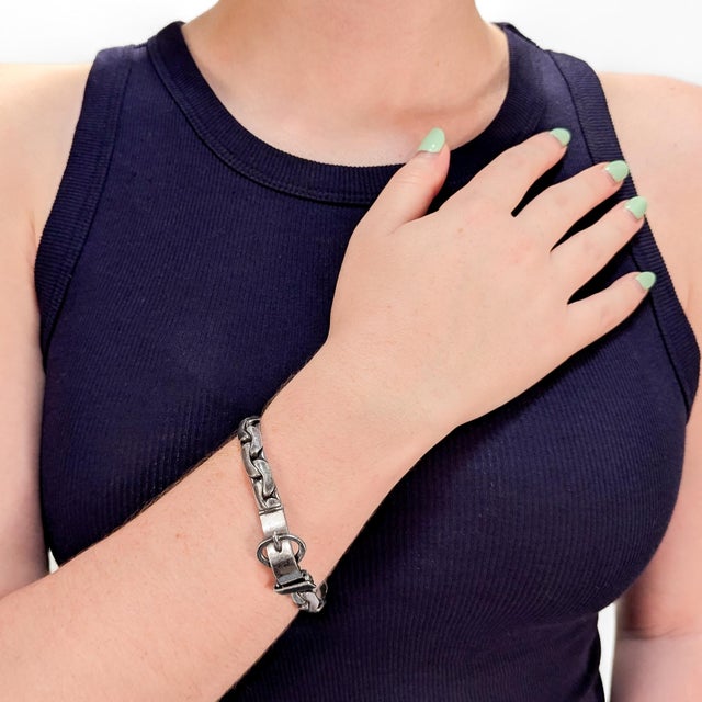 A fine signed Italian silver bracelet. In sterling silver. Designed by O.P. Orlandini for Uno-a-Erre. In the form of a...