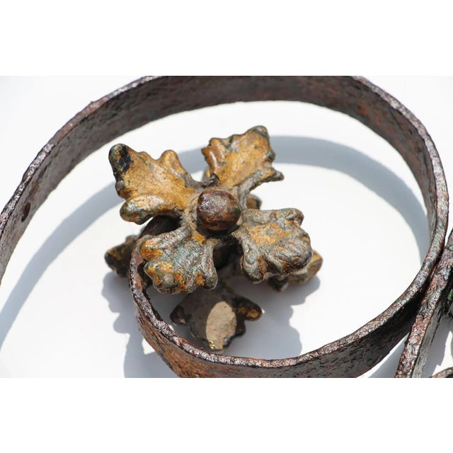 18th Century Baroque Heart Handcrafted Wrought Iron Ornament With Gold Leaf For Sale - Image 6 of 10