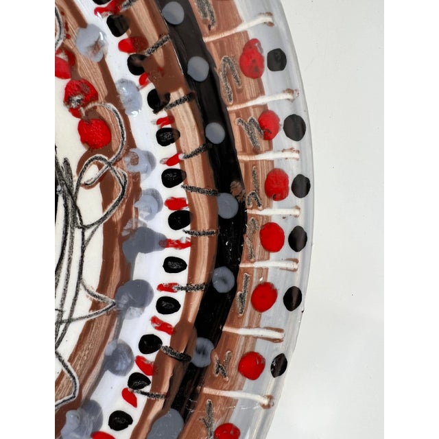 Vintage Juliette Hand Painted Abstract Design Decorative Ceramic Plate For Sale - Image 9 of 12