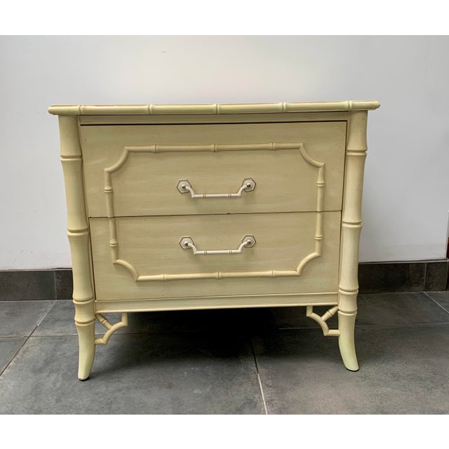 Chinoiserie Dixie Vintage Faux Bamboo Nightstand With Fretwork For Sale - Image 3 of 8