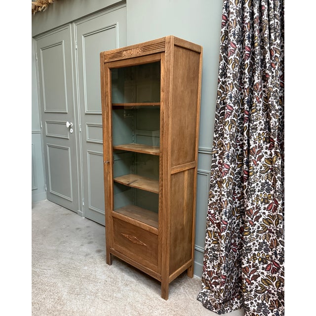 Art Deco Parisian Oak Shop Display Cabinet, 1930s For Sale - Image 10 of 18