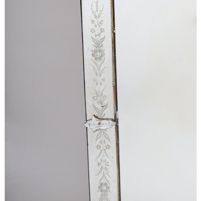 Murano Antique 19th Century Venetian Murano Hand-Engraved Hanging Wall Mirror For Sale - Image 4 of 14