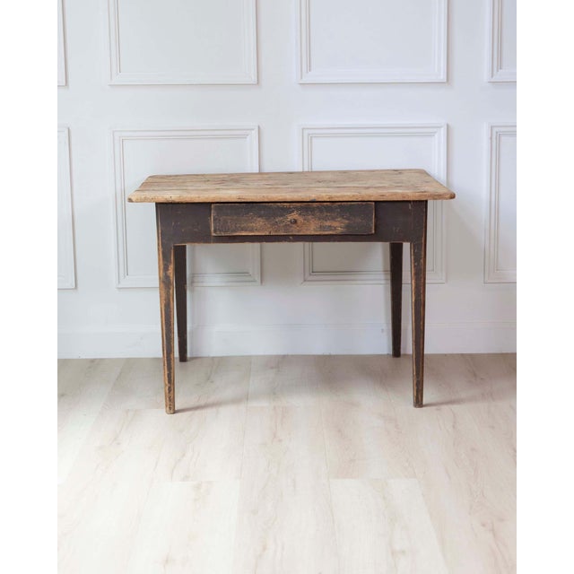 Gustavian (Swedish) Swedish Country Pine Table with Drawer, circa 1840 For Sale - Image 3 of 10