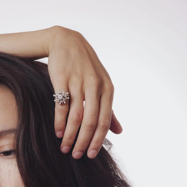 1970s Vintage Diamond 14k White Gold Cocktail Ring, Size 4.5 For Sale - Image 5 of 7