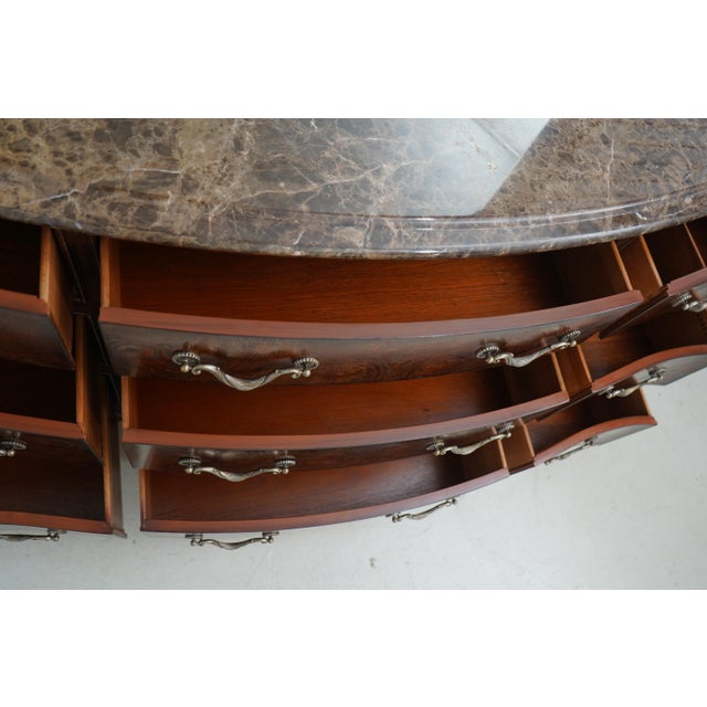 1990s Henredon Marble Top Dresser W. Large Mirror For Sale - Image 5 of 18
