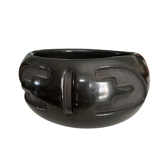 Native American Pottery From the Santa Clara Pueblo, Signed Stella Charavarria For Sale - Image 10 of 15