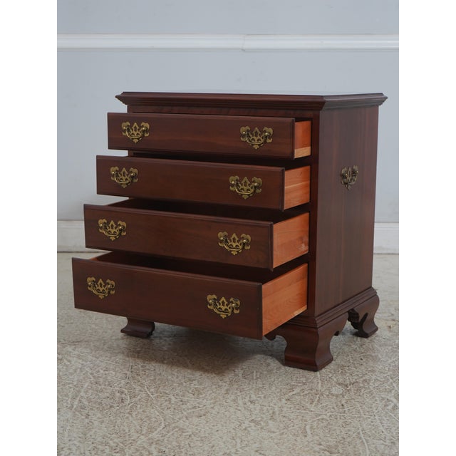 Ethan Allen 1990s Pair Ethan Allen Cherry 4 Drawer Nightstand Chests For Sale - Image 4 of 18