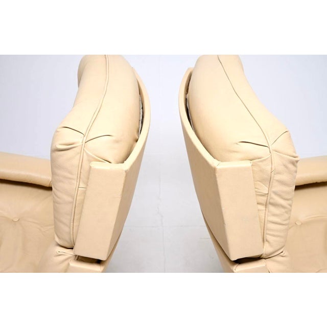 Animal Skin Vintage Leather and Chrome Kohinoor Armchairs from Howard Keith, 1960s, Set of 2 For Sale - Image 7 of 11