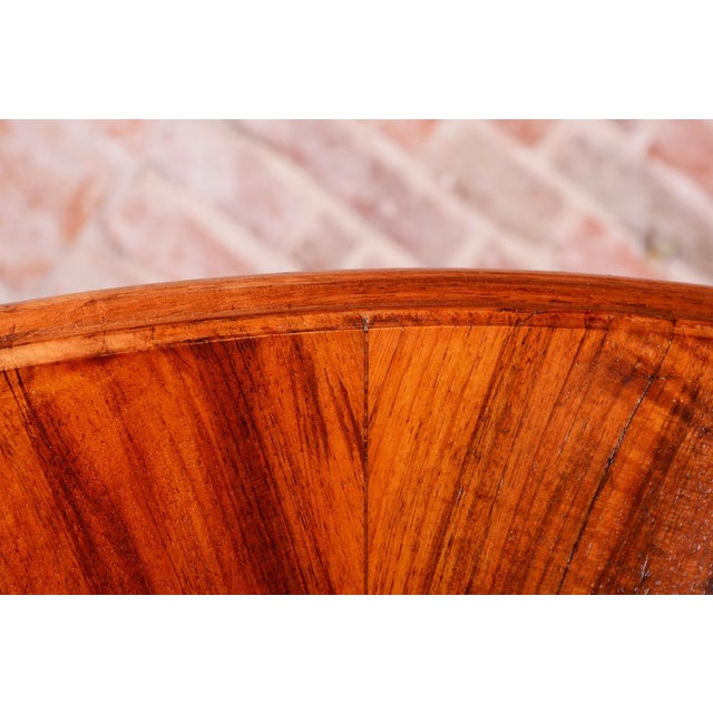 Biedermeier Walnut Dining Table, Austria, 1820s For Sale - Image 6 of 13