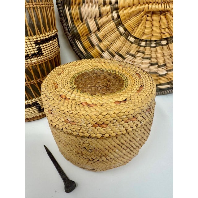Late 20th Century 1900s Native American Basketry Style / Basket, Bottle & Tray - 3 Pieces For Sale - Image 5 of 9