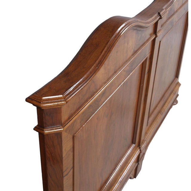 19th Century 19th Century Neoclassical Solid Blond Walnut and Walnut Veneer Double Bed from Bassano Manufactures For Sale - Image 5 of 18