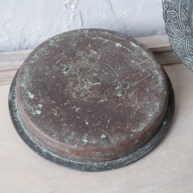 Brunei Lengguai Betel Nut Container, c.1900 For Sale - Image 12 of 12