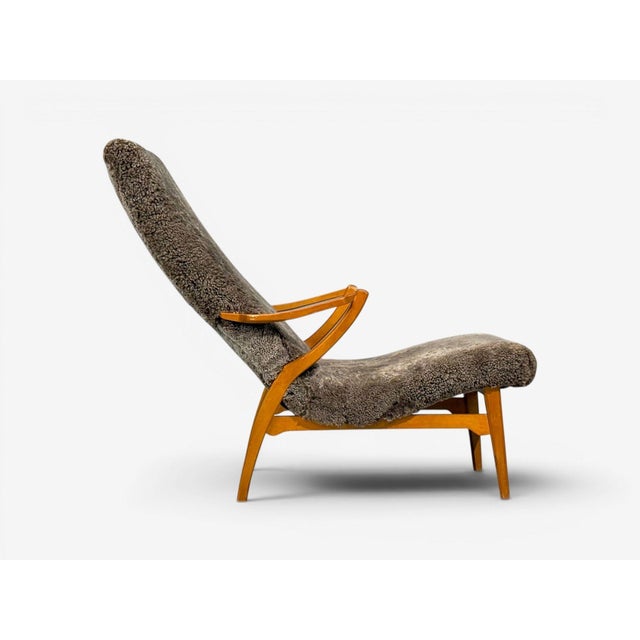 Jio Möbler, Chaise Lounge, Gray Shearling, Elm, Sweden, 1960s For Sale - Image 11 of 13