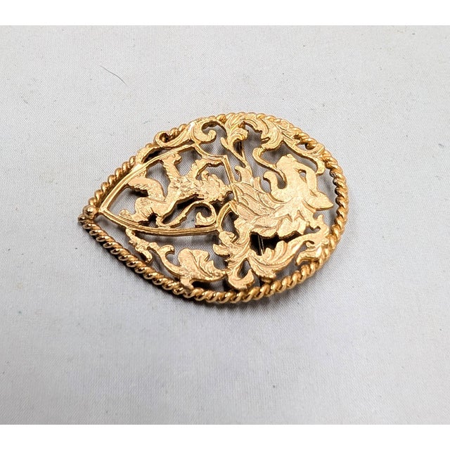 Mid-Century Modern Vintage 1970s Signed Napier Goldtone Cut Out Rearing Lion Coat of Arms Brooch For Sale - Image 3 of 7