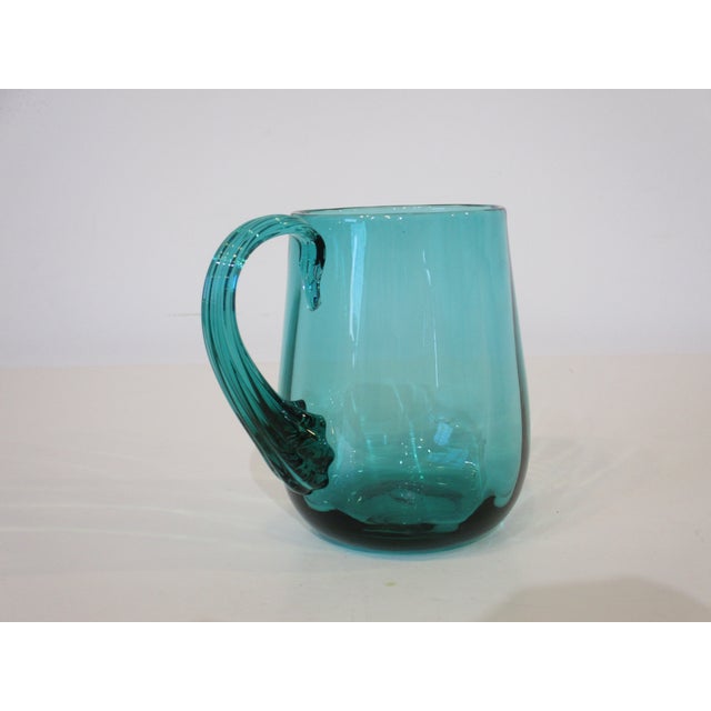 1960s Blenko Styled Pitcher and Glass Mug Set by Wayne Husted - Set of 9 For Sale - Image 10 of 13