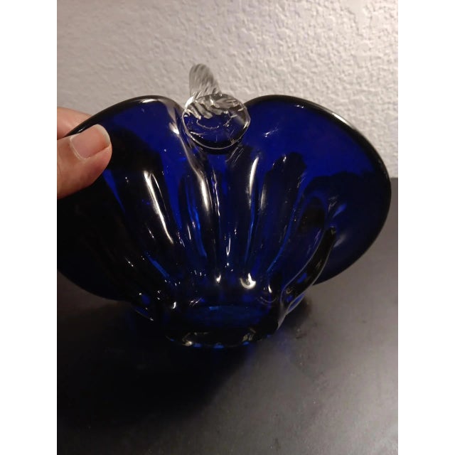 Mid-Century Modern 1980s Signed Flygsfors Coquille Sweden Cobalt Glass Basket For Sale - Image 3 of 8