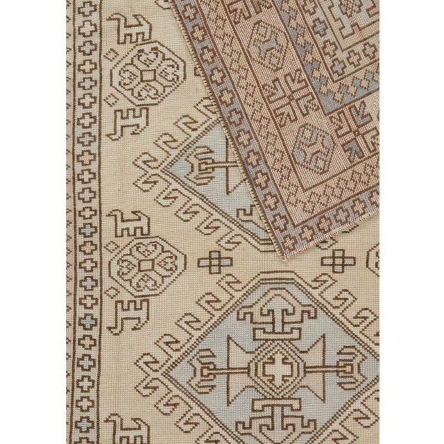 Vintage Turkish Oushak Area Rug 5ft X 6ft 8in For Sale In New York - Image 6 of 7