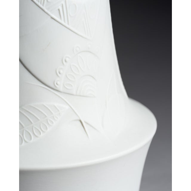 Floral Relief Bisque Porcelain Vases by Cuno Fischer for Hutschenreuther Selb, 1960s, Set of 3 For Sale - Image 9 of 18