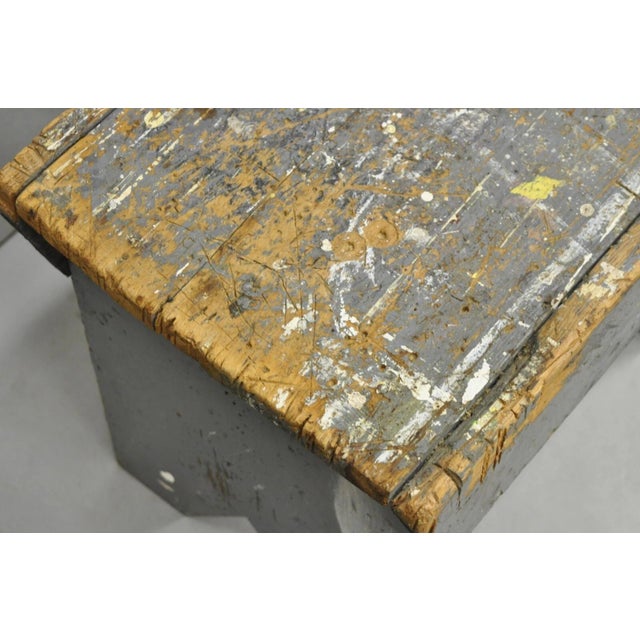 Early 20th Century Antique French Country Primitive Gray Painted Paint Splattered Work Bench Stool For Sale - Image 4 of 11