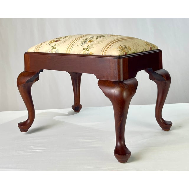 Vintage Henkel Harris Attributed Queen Anne Style Mahogany Footstool For Sale - Image 10 of 15
