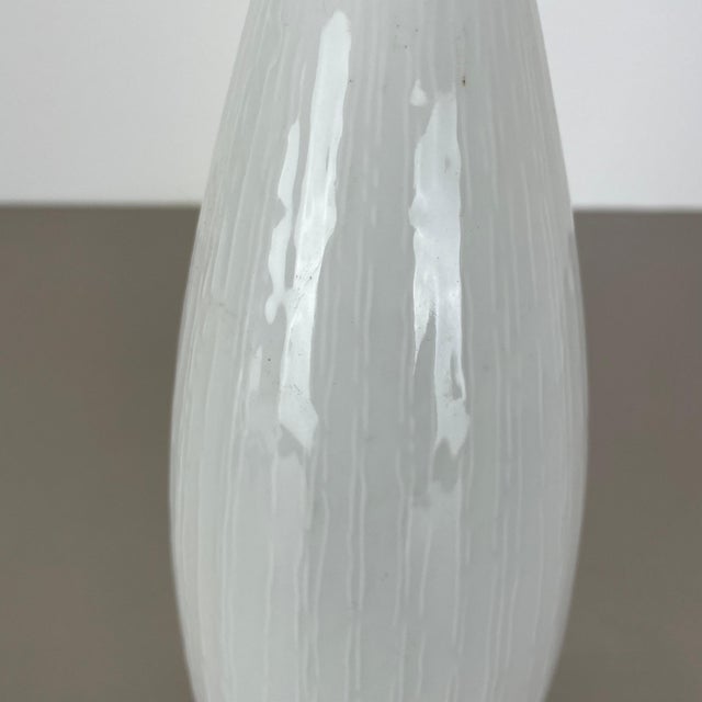 Large German Op Art Vase Vase from Heinrich Fuchs, 1970s For Sale - Image 10 of 17