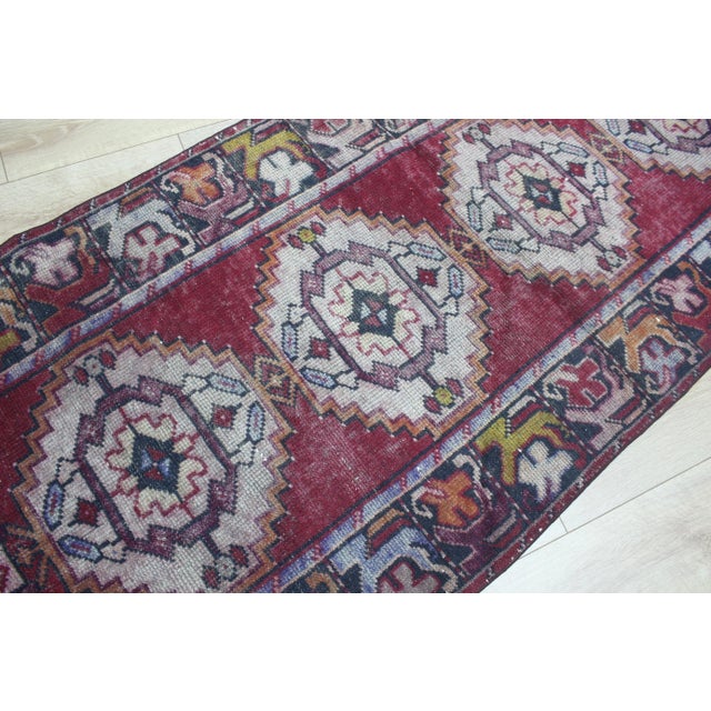 Textile 1980s Turkish Red Medallion Runner Rug For Sale - Image 7 of 13