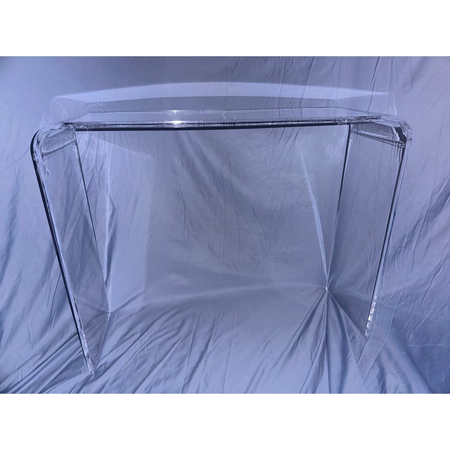 Transparent Monolithic Lucite Waterfall Console Table, American, Circa 1970s For Sale - Image 8 of 10