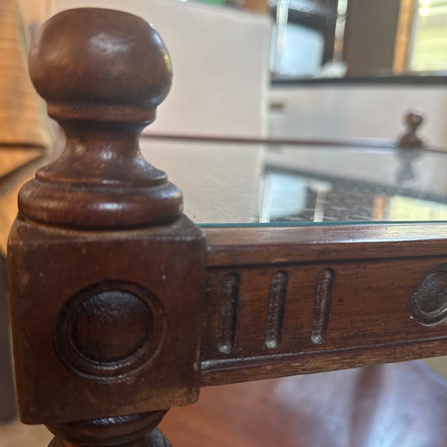 1974 Thomasville Regency Mahogany & Cane Two-Tier Side Table For Sale In Los Angeles - Image 6 of 8