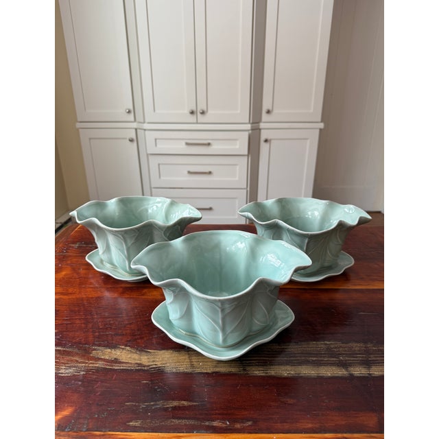 Mid 20th Century Set of 3 Vintage Chinese Longquan Celadon Cabbage Leaf Planters With Underplates For Sale - Image 5 of 14